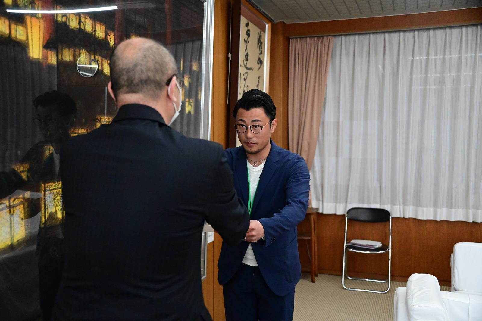 南陽市地域おこし協力隊委嘱状交付式